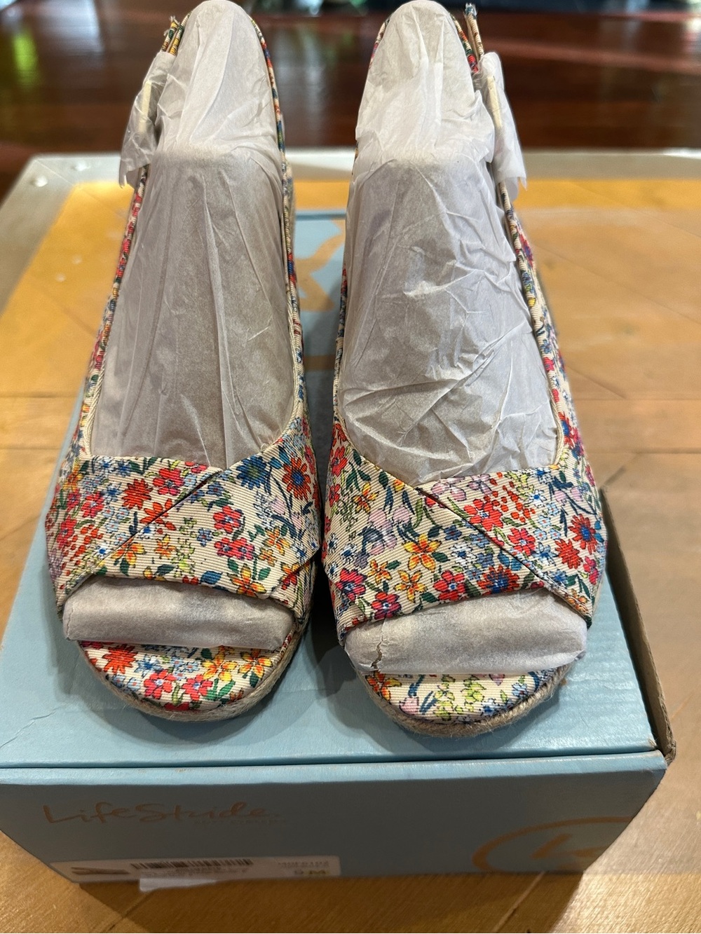 LifeStride Social floral espadrille wedges 🌸🌼🩷